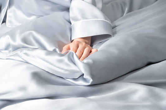 接触冷感とは?熱中症対策に役立つひんやり涼しい天然繊維をご紹介