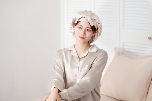 使えば使うほど綺麗になる!?シルク繊維が肌や髪にいい理由