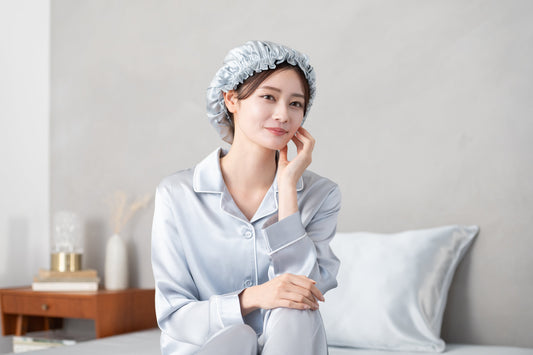 シルクのナイトキャップと枕カバーは、どっちが効果ある？メリットや選び方を大公開